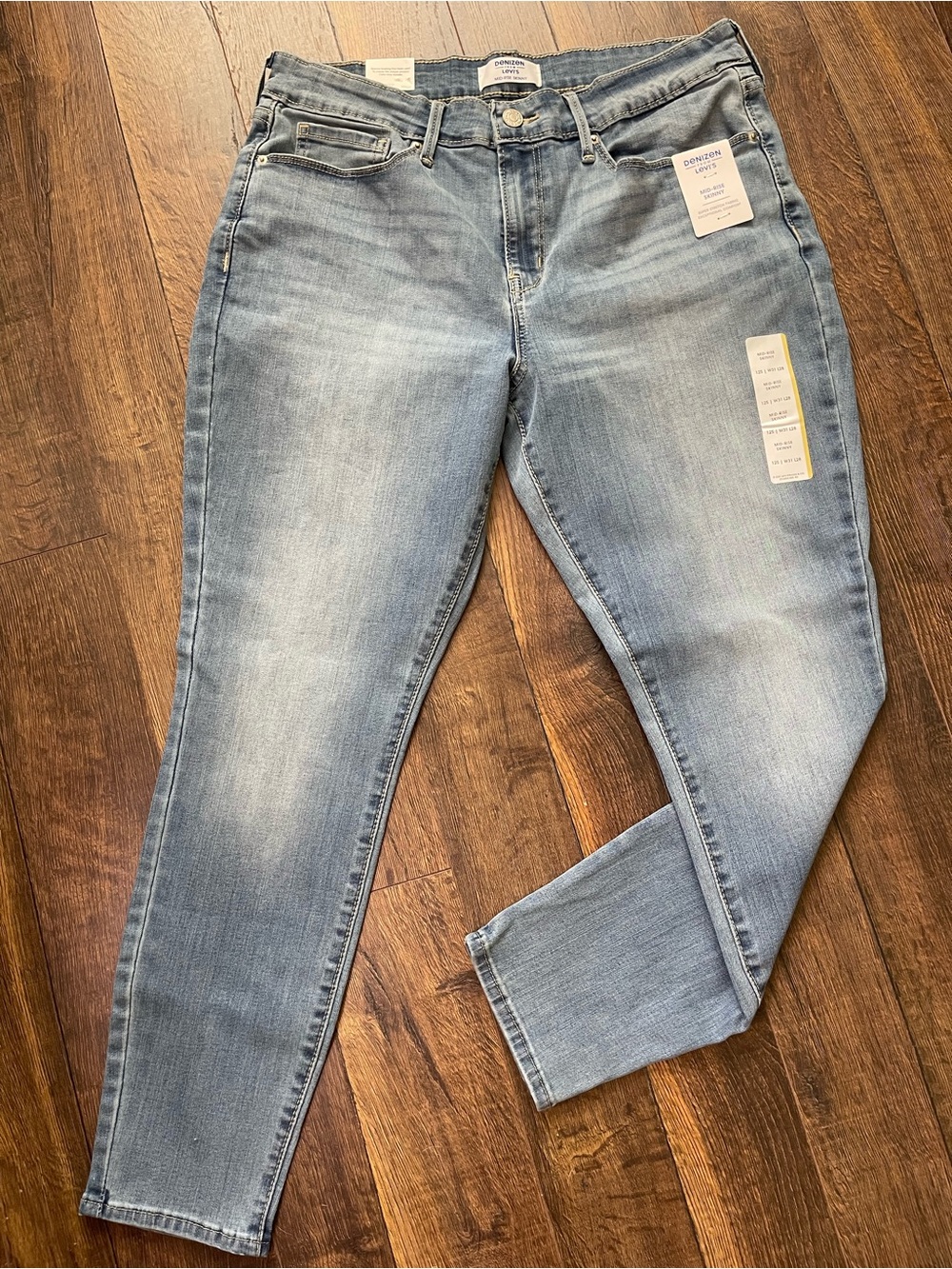 Levi's DenizenWomen's Light Wash Skinny Jeans - Light Blue Denim